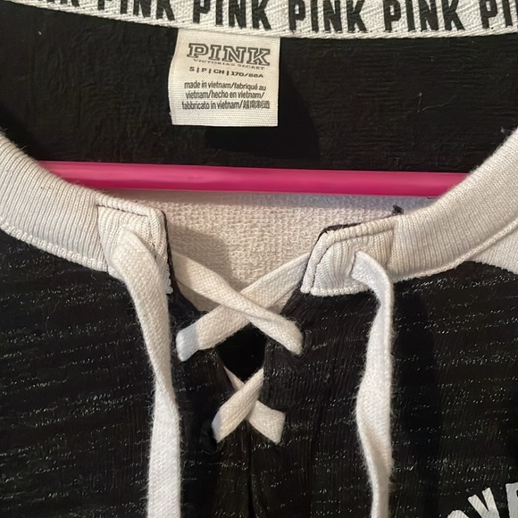 Victoria’s Secret pink logo long sleeve shirt - Picture 2 of 3